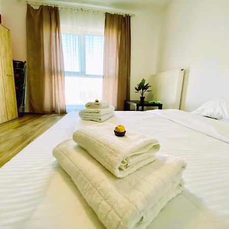Plaza Residence Studio Bucharest Luaran gambar