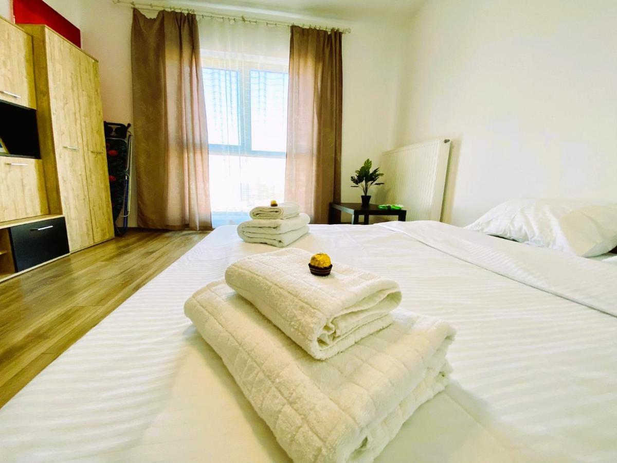Plaza Residence Studio Bucharest Luaran gambar